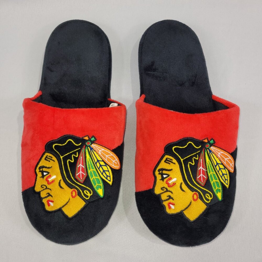 NHL Chicago Blackhawks Hockey Slippers Adult size Large NEW NO TAGS by Foco